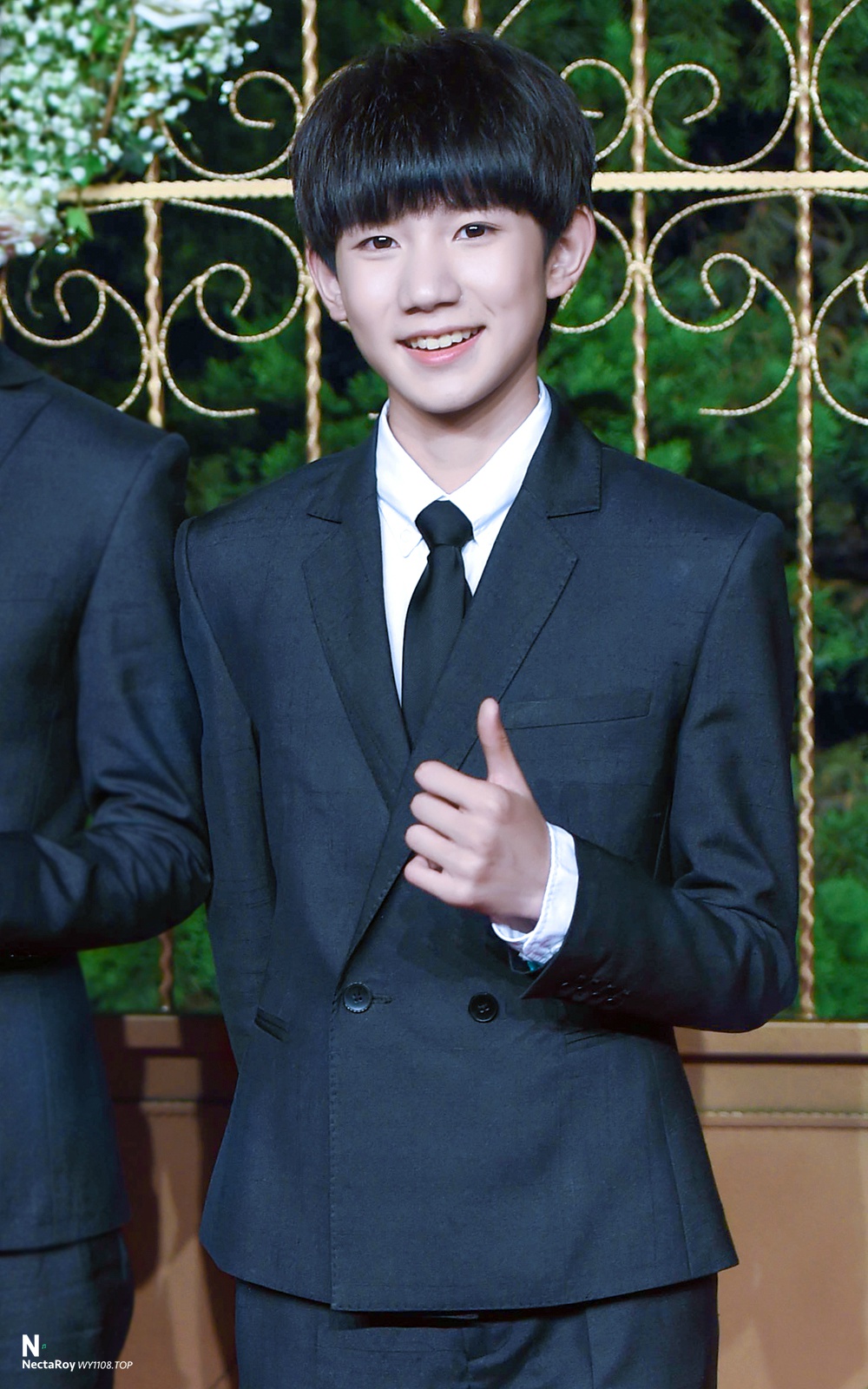 tfboys王源 151008 ah婚礼红毯 cr:nectaroy