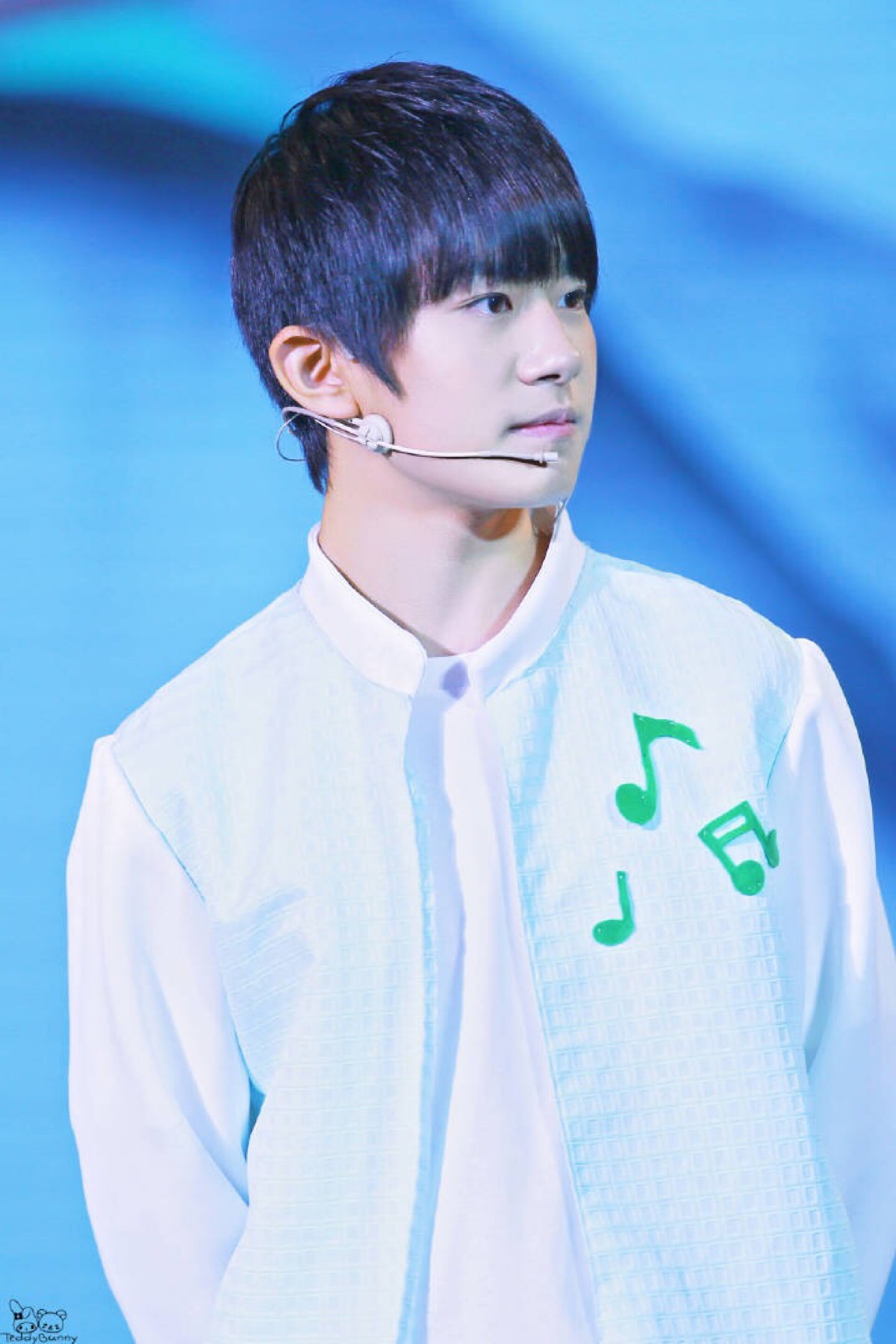 易烊千玺#tfboys易烊千玺#tfboys 高清 美颜 酷帅