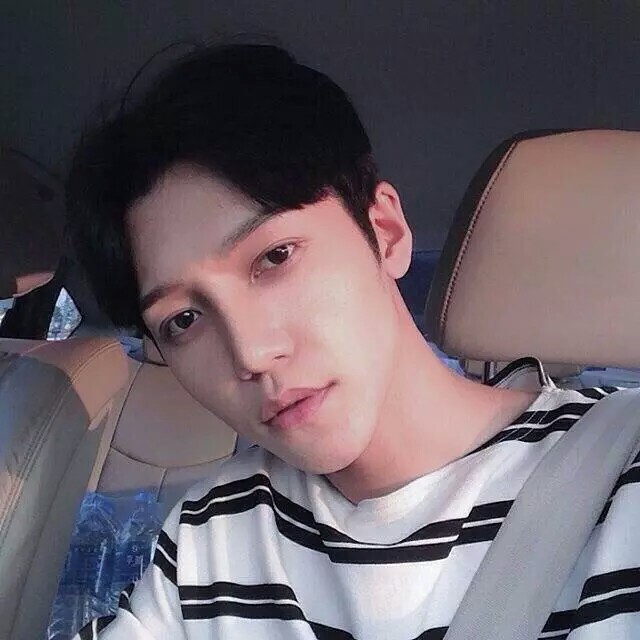 正脸##头像##壁纸##高清##阳光##型男##暖男##半身##全身##身体部位