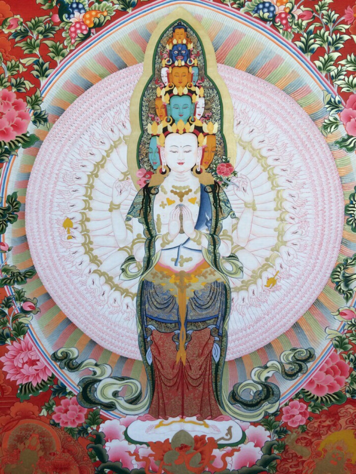 近点的藏式千手千眼观世音菩萨唐卡