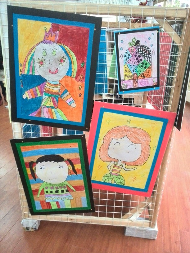 幼儿园绘画手工展