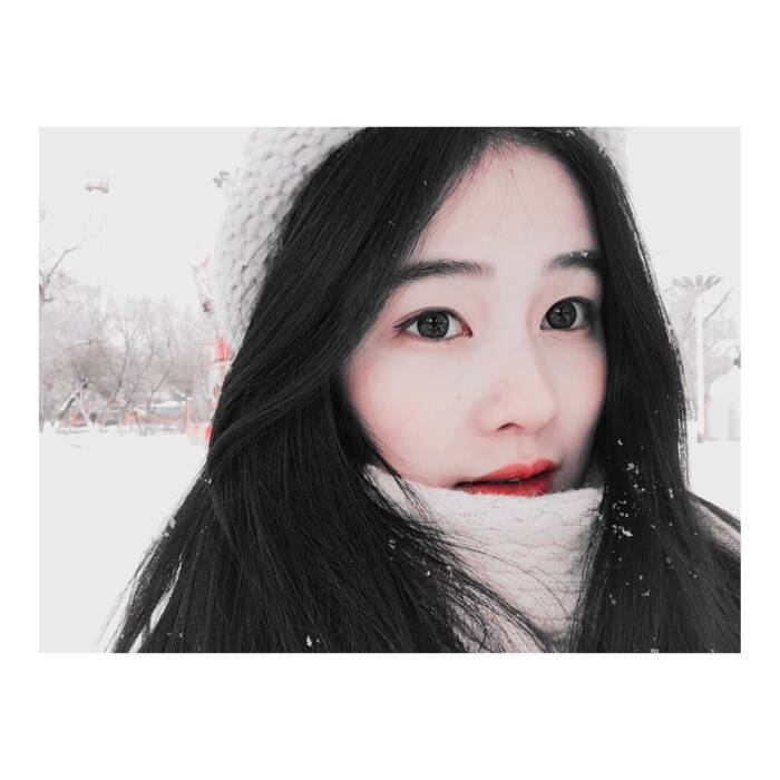 真人头像女生丑,个性头像女高冷霸气 女生头像 我是个丑姑娘,变不了你喜爱的模样.