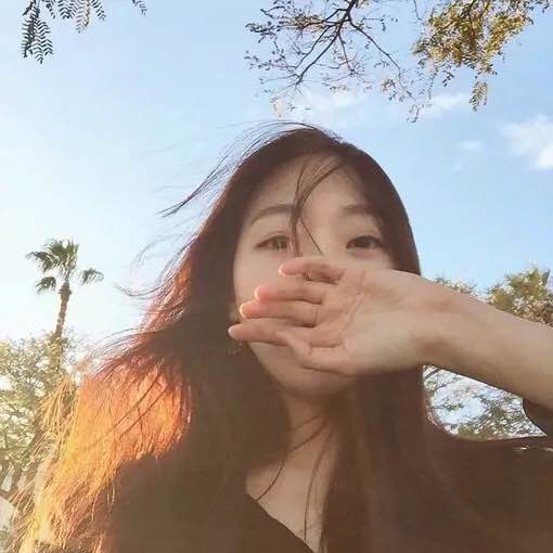 二转我看着呢 ^清风灌喉^高清 森系 文艺女头像