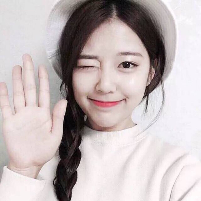 好可爱的妹子