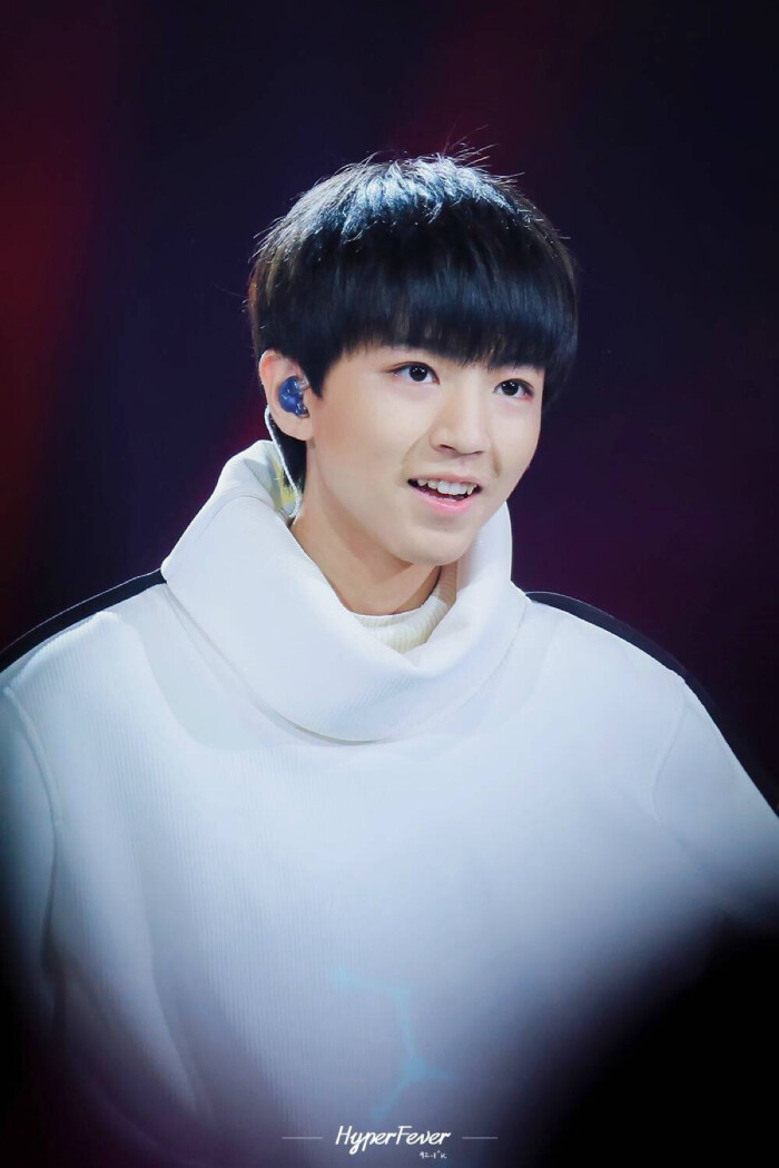 王俊凯 #tfboys王俊凯 #tfboys 湖南卫视跨年 高清 帅 美颜