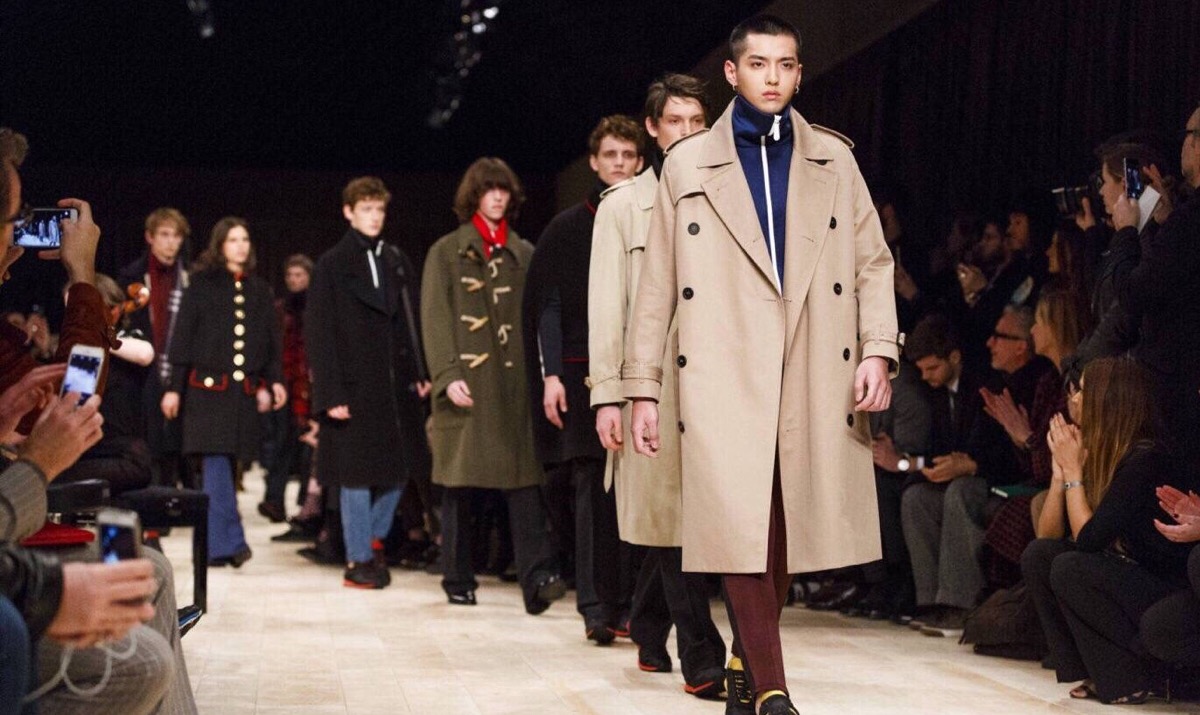 吴亦凡 走秀 时尚 burberry 模特