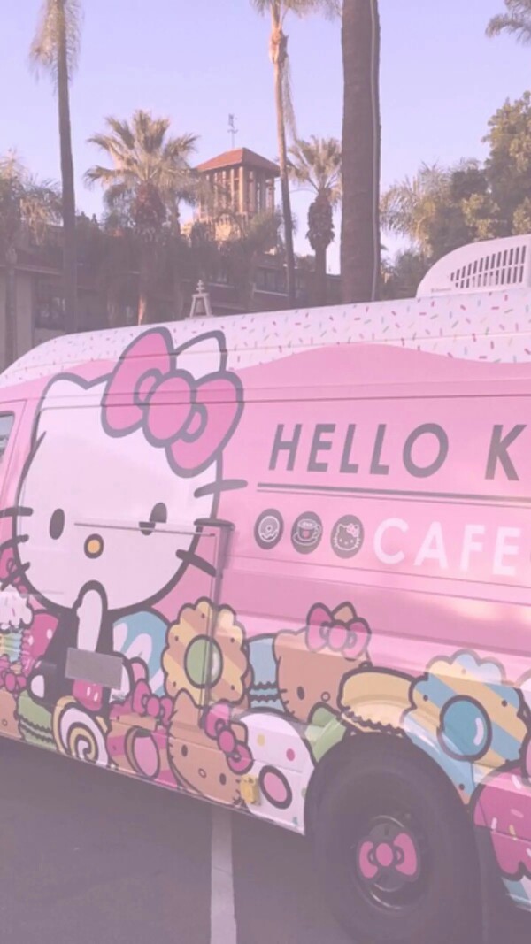 hellokitty 粉色 少女 软妹 房车 车 壁纸 锁屏 背景图