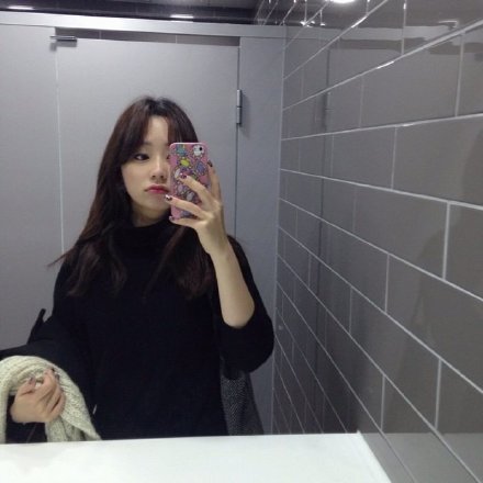[韩系 女生 欧美 半身 唯美 遮脸 镜子照 中式风 安静 可爱 卖萌 个性