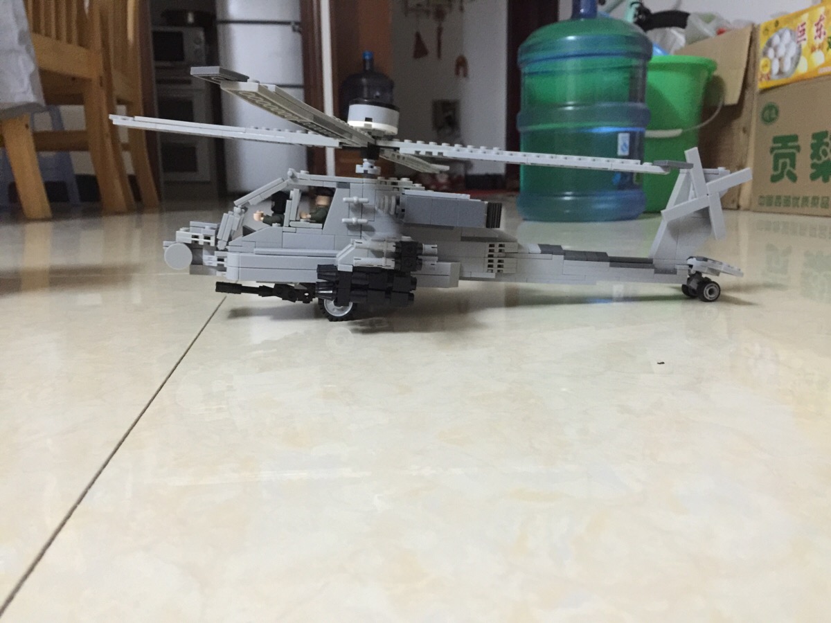 乐高阿帕奇直升机