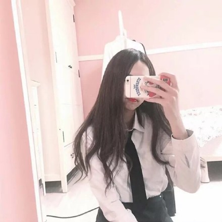 个性 自拍 狗狗 猫猫 森系 背影杀手 侧面 黑白 情头 女生头像 小清新