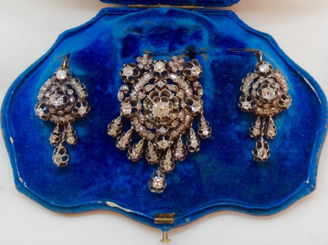 皇室古董珠宝套装爱丁堡玛丽公主,同时她的身份也是罗马尼亚王后的