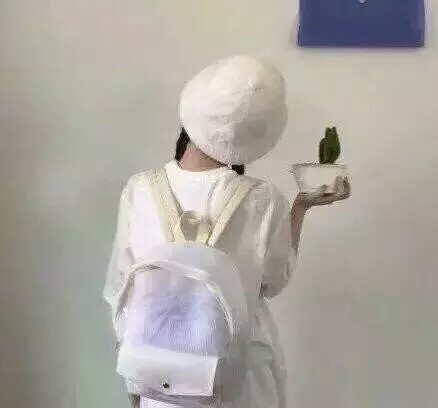 镜子照 中式风 安静 可爱 卖萌 个性 森系 侧面 黑白 情头 女生头像