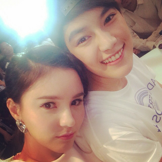 tina&aom