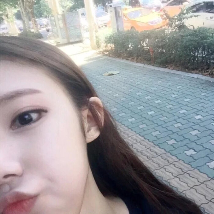 可爱 卖萌 个性 自拍 狗狗 猫猫 森系 背影杀手 侧面 黑白 情头 女生