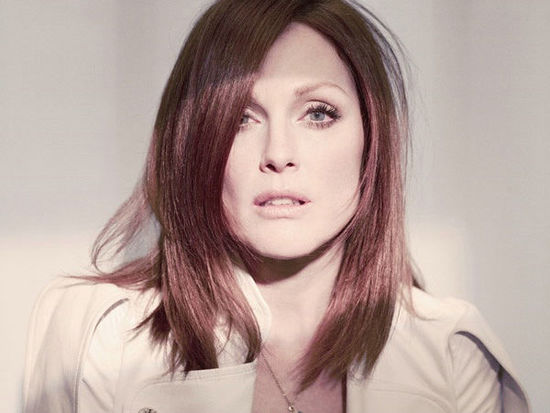 朱丽安·摩尔(julianne moore),1960年12月3日出生于美国北卡罗兰那州