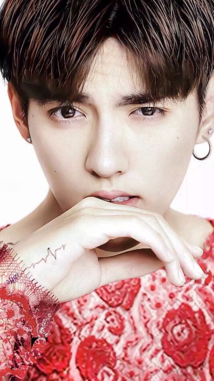 高清壁纸 明星 吴亦凡 帅哥 男神