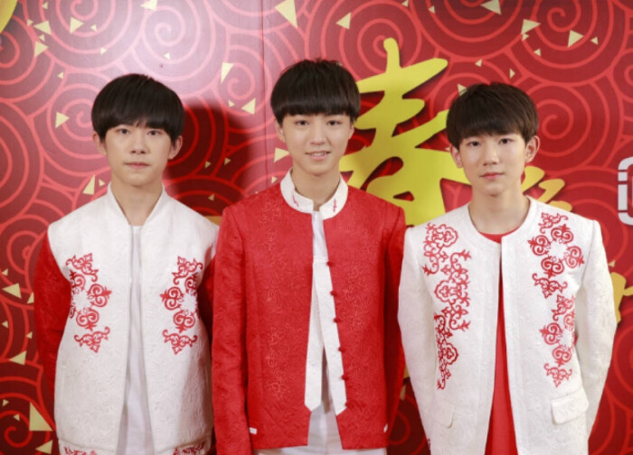 易烊千玺 #王俊凯 #王源 #tfboys 新春快乐 高清