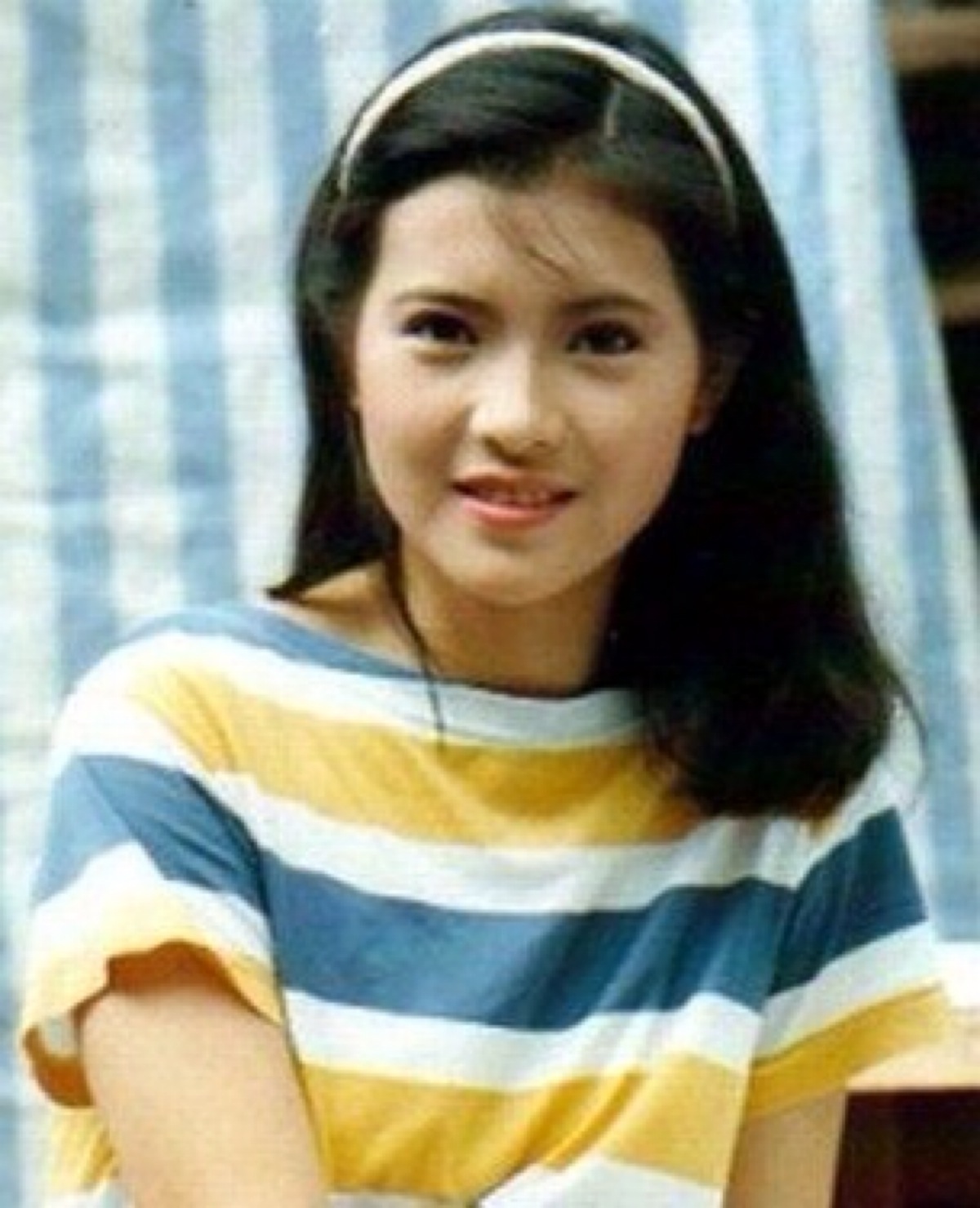 虽然屡被封杀,但还是参演过多部电影电视剧,没有人否认过她的演技和