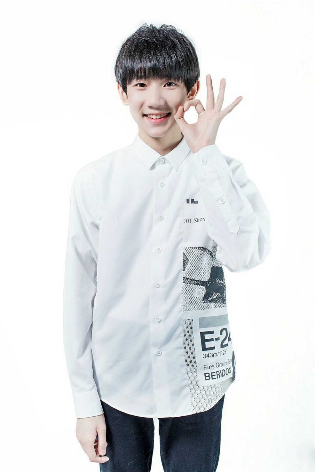 王源 #tfboys王源 #tfboys 最强大脑宣传照 高清 可爱