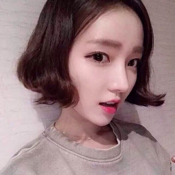 嗯哼 意境 发型 女生头像 韩国 韩头 背影 可爱 小清新 唯美 收集by