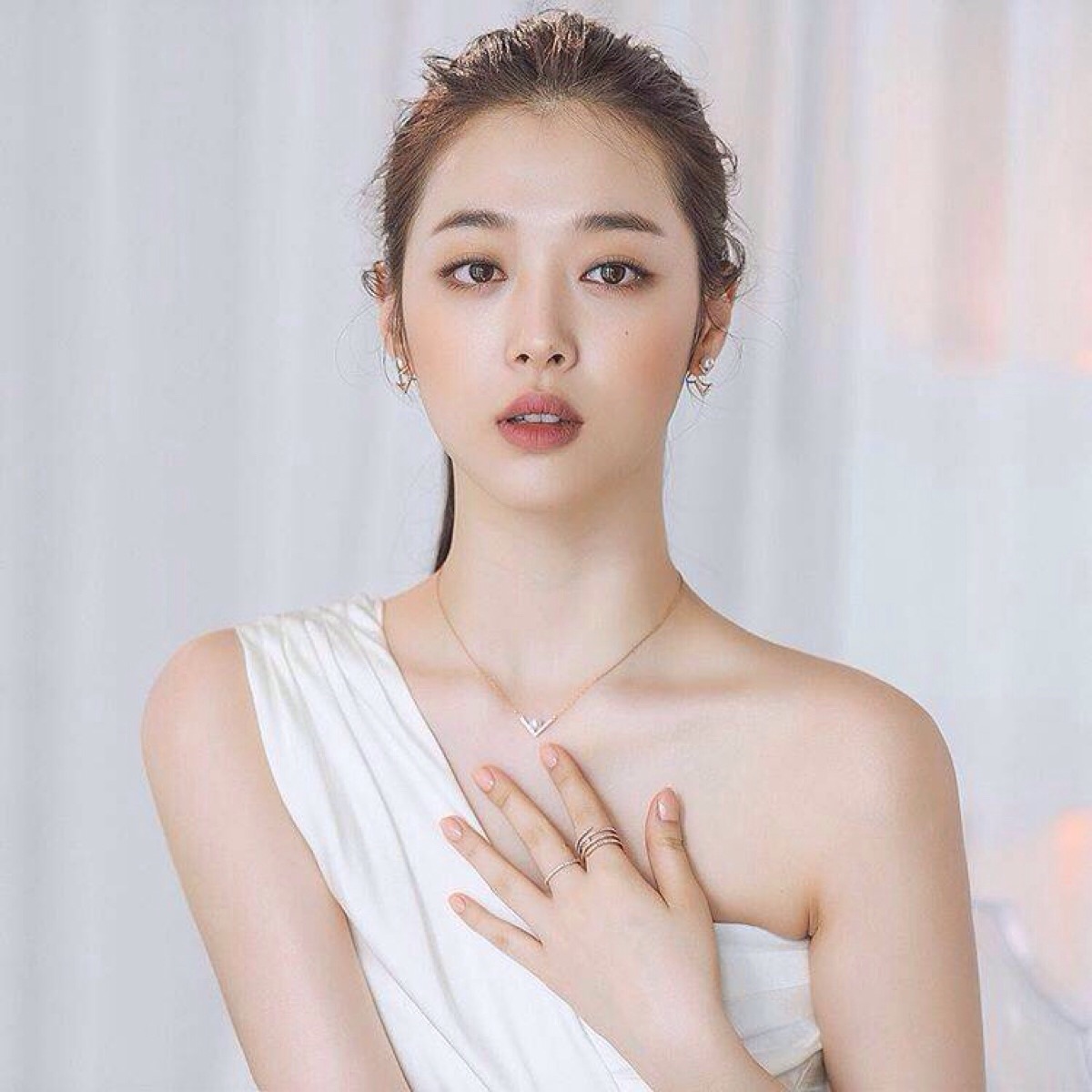 崔雪莉sulli