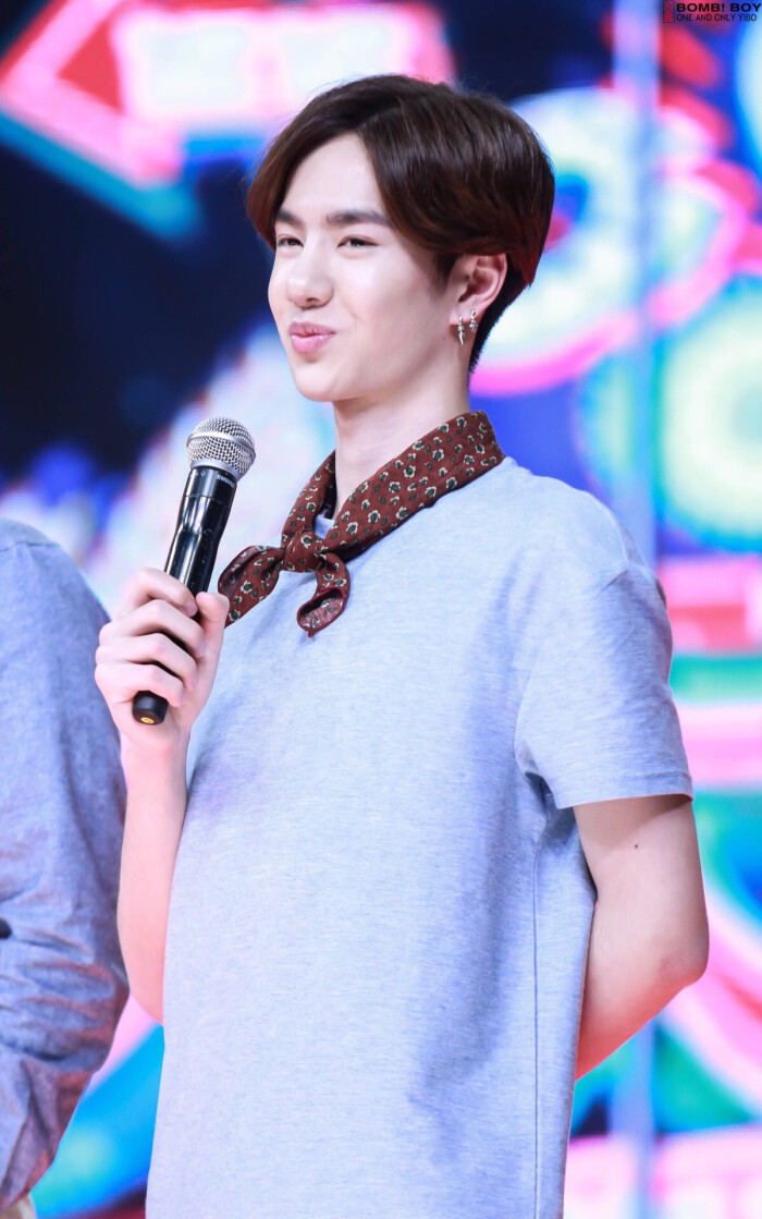 160315 天天向上录制 #天天小兄弟王一博# #uniq王一博