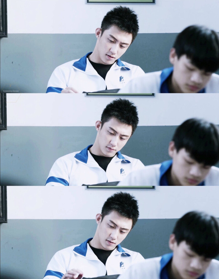 上瘾网络剧# #johnny黄景瑜# 他给所有人的耐心加起来都没有白洛因一