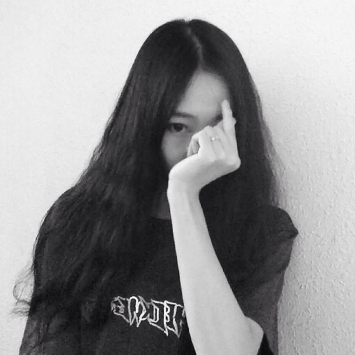 黑白女头