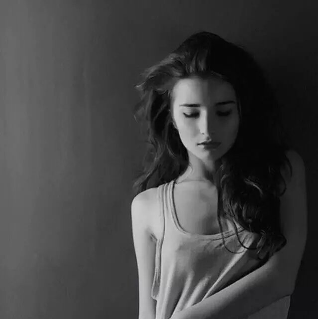 tq【女头】[高清精选][简约个性][欧美黑白][日韩][意境伤感][女生