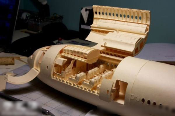 硬纸板超精细波音777飞机模型 http://www.kejifaming.