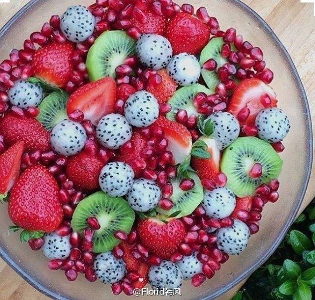 水果拼盘 草莓 火龙果 石榴 猕猴桃-堆糖,美好生