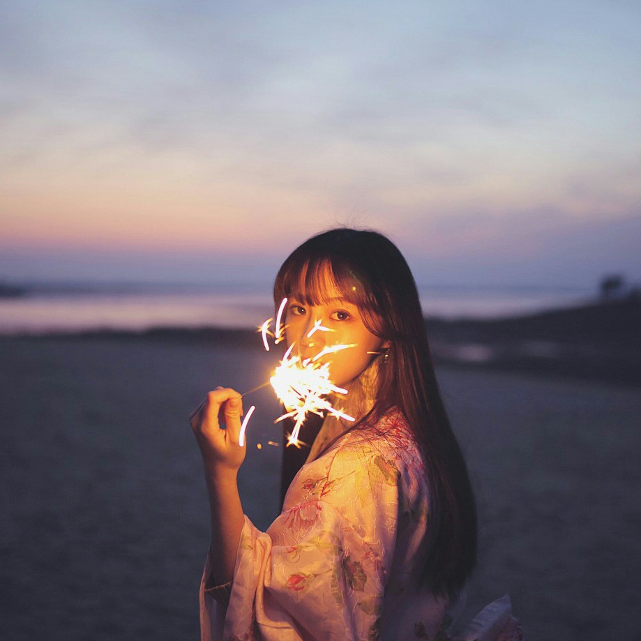 女头闺蜜 欧韩日美 简约 清新 夏日 阳光森系 天空系 萌 搞怪 背影