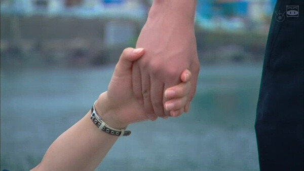 牵手 手牵手 情侣 爱情 love 电影 热恋 手势 深情 初恋 hold my hand