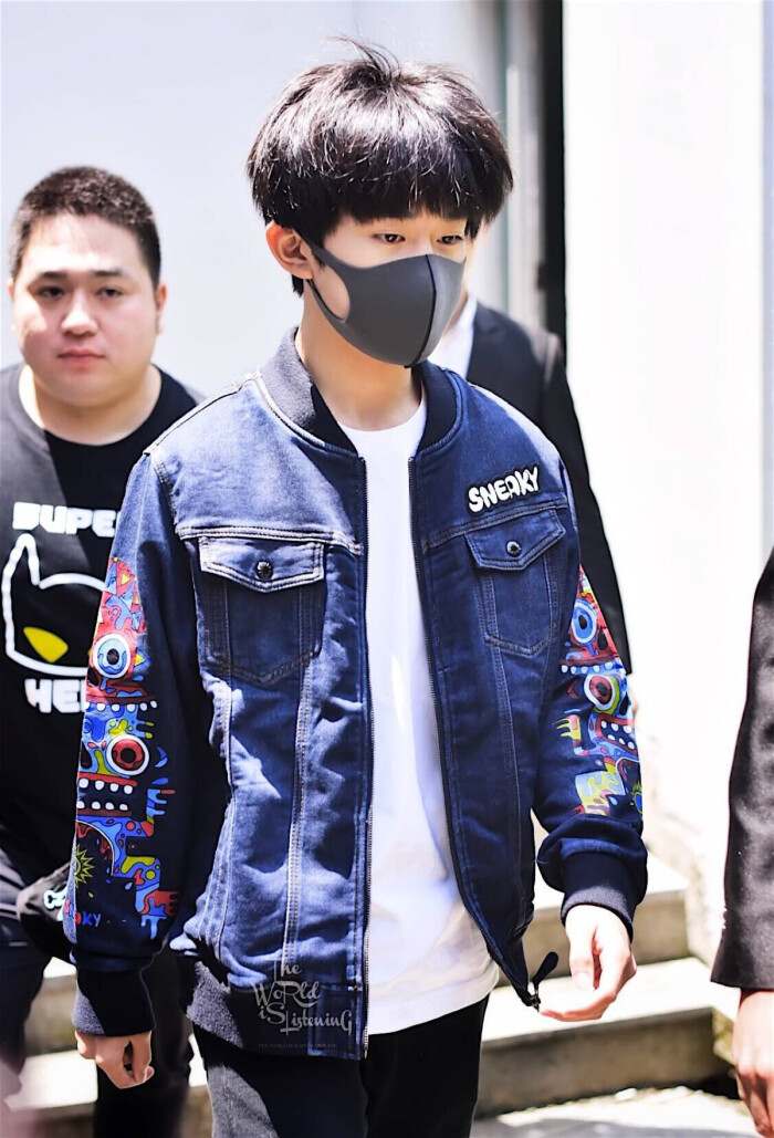 易烊千玺 #tfboys 思美人61少年屈原 拍摄花絮 高清 帅 时尚担当易