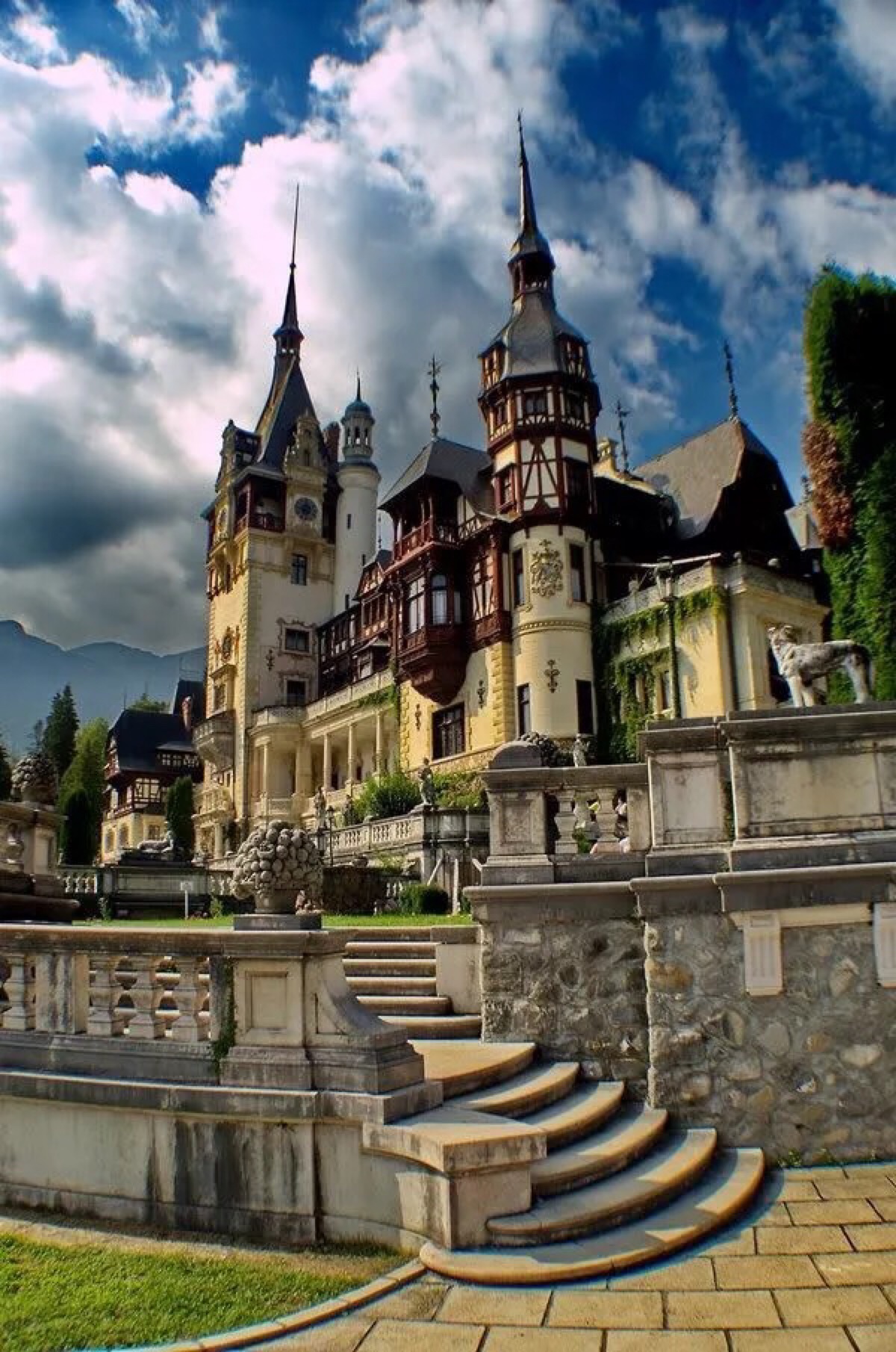 peles castle, romania.罗马尼亚佩雷斯城堡 .