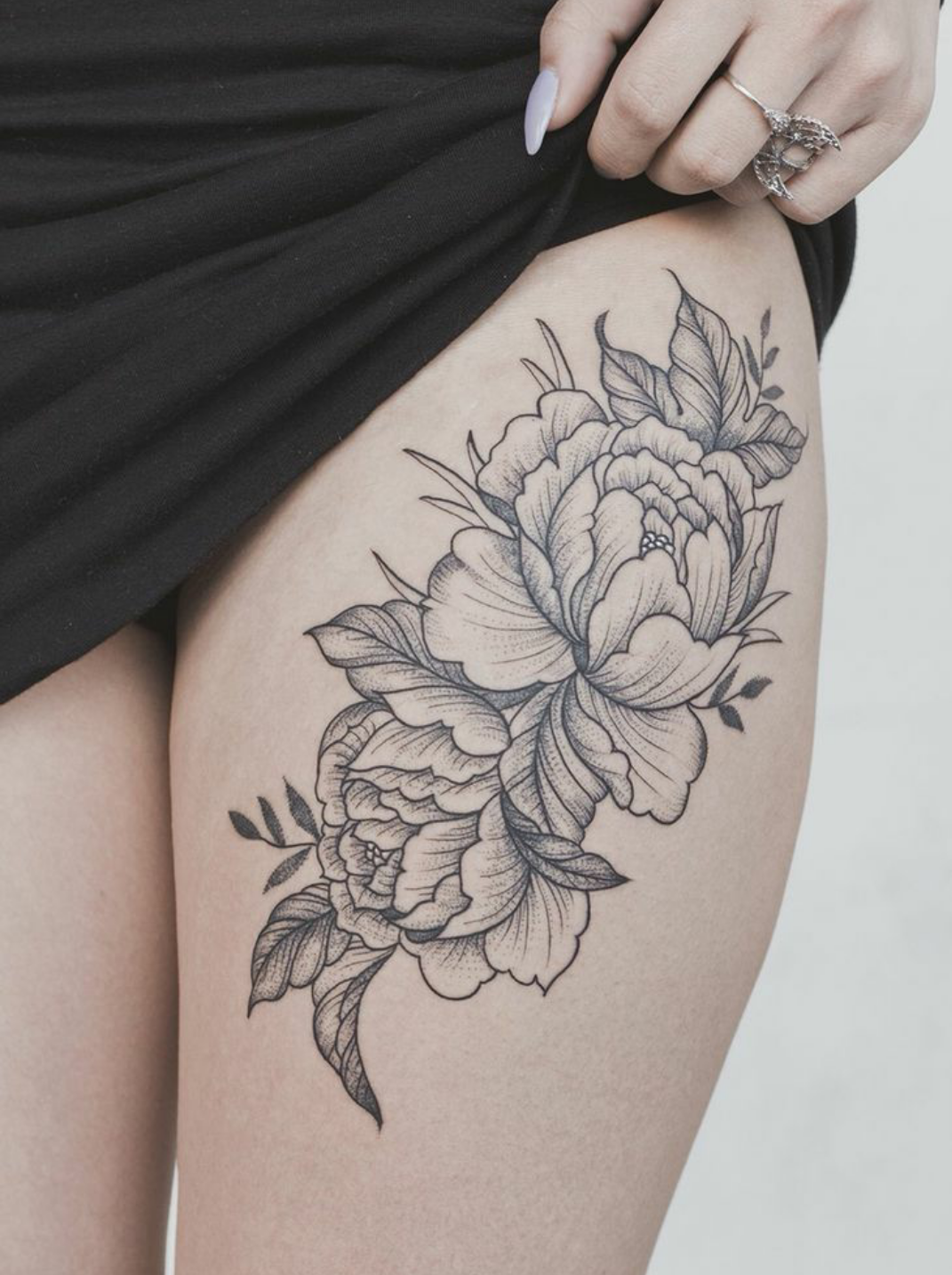 大花臂,女人纹身,美女,欧美纹身,单色纹身,点阵图,植物,花朵,抽象