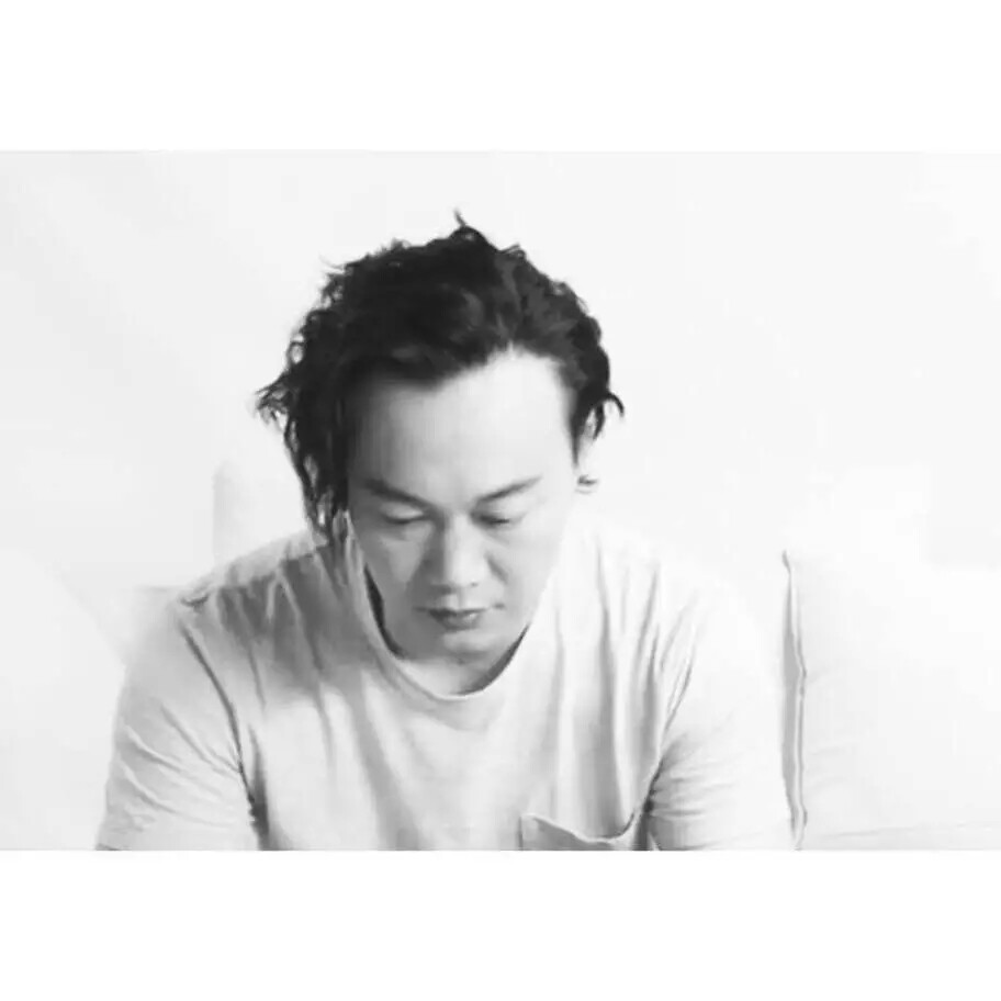 陈奕迅 