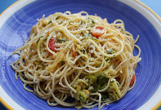 angel hair with zucchini and tomatoes 西葫芦西红柿天使头发意面