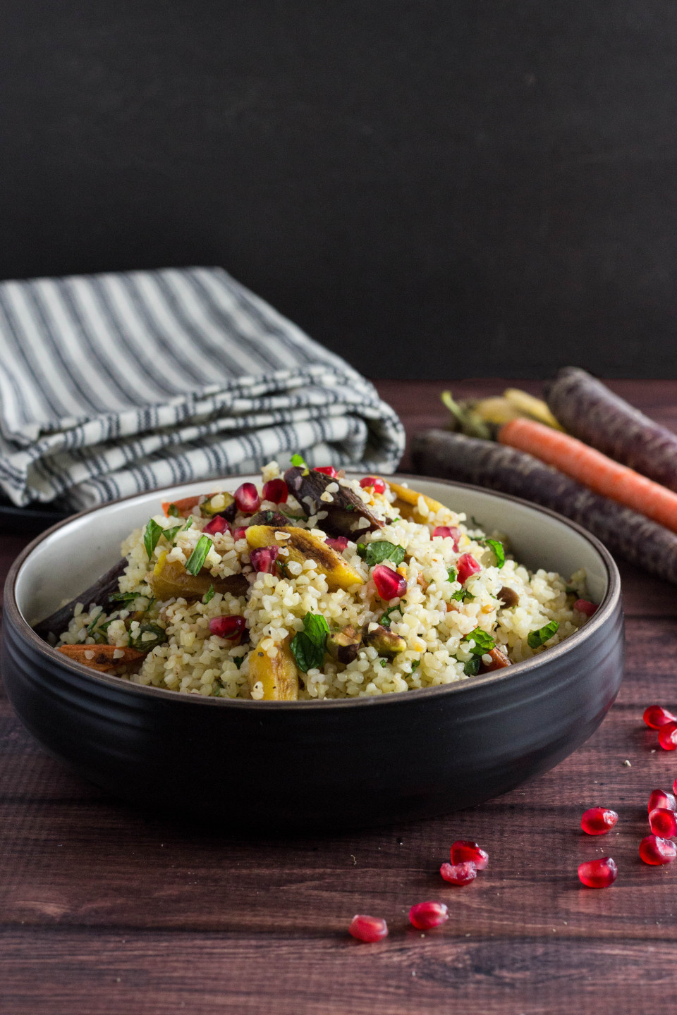 bulgur with spiced carrots & pistachios 五色胡萝卜开心果藜麦饭