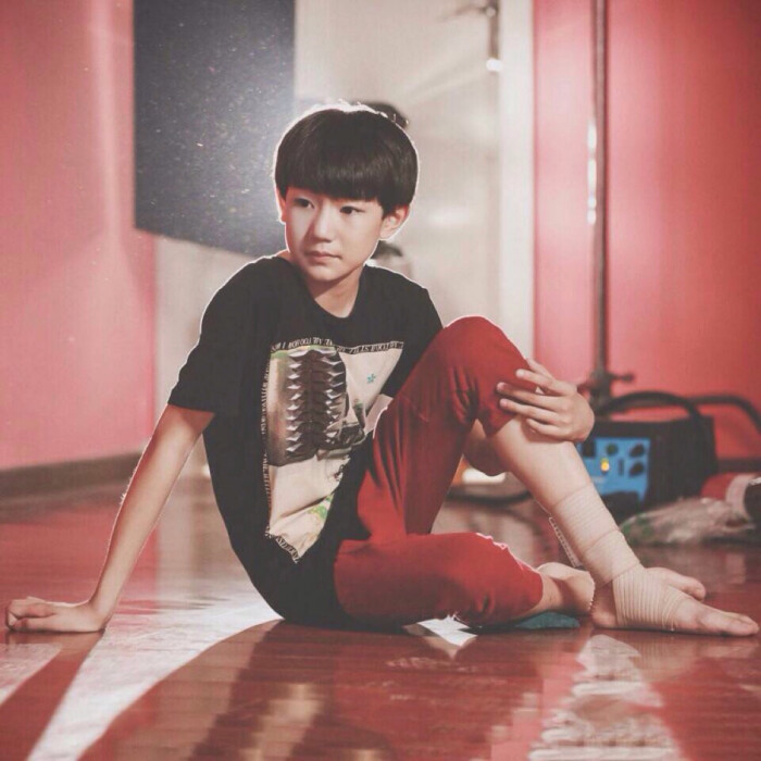 tfboys王源# #tfboys# 小时候的源源【13年】