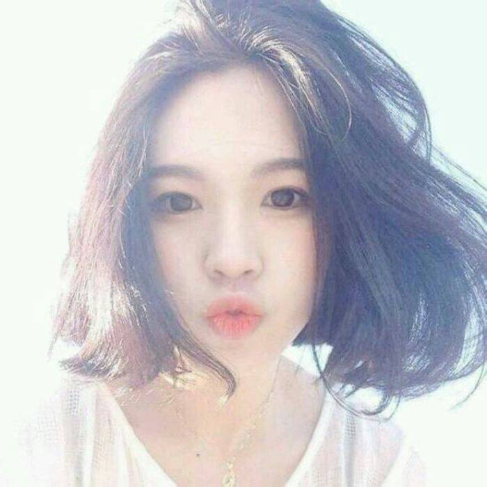 短发美女头像
