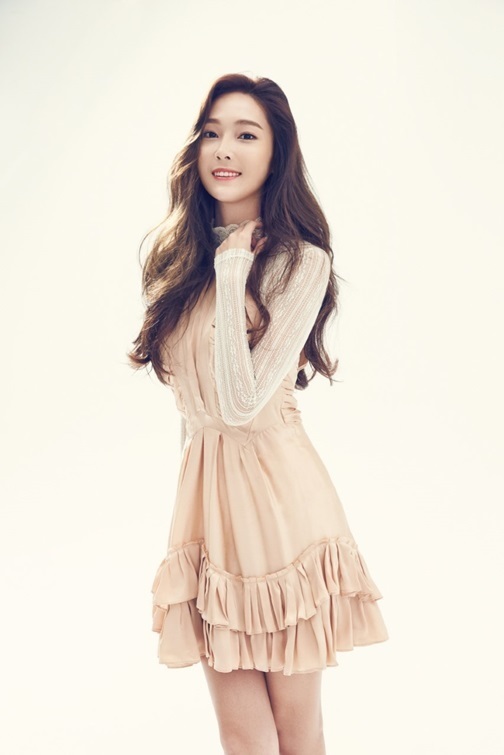 【郑秀妍jessica高清壁纸大图】壁纸 韩流 明星 美女 女神 服饰 妆容