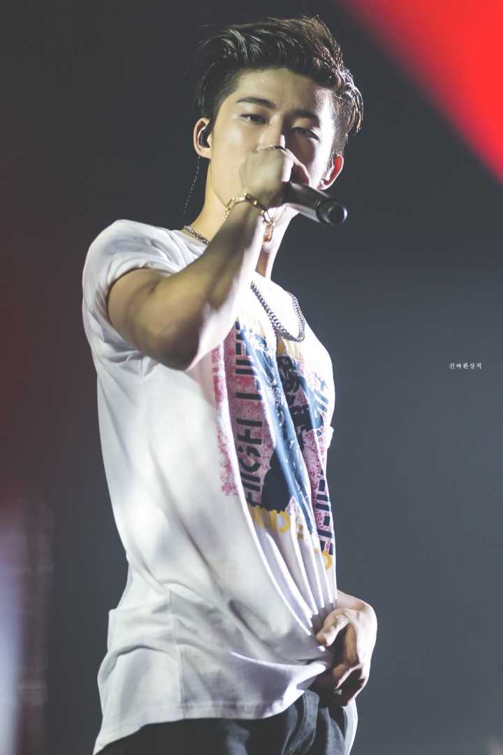 ikon金韩彬b.i