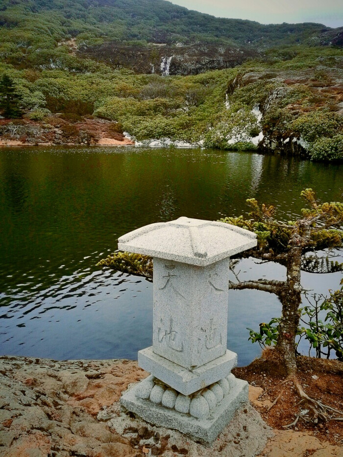 轿子雪山,天池