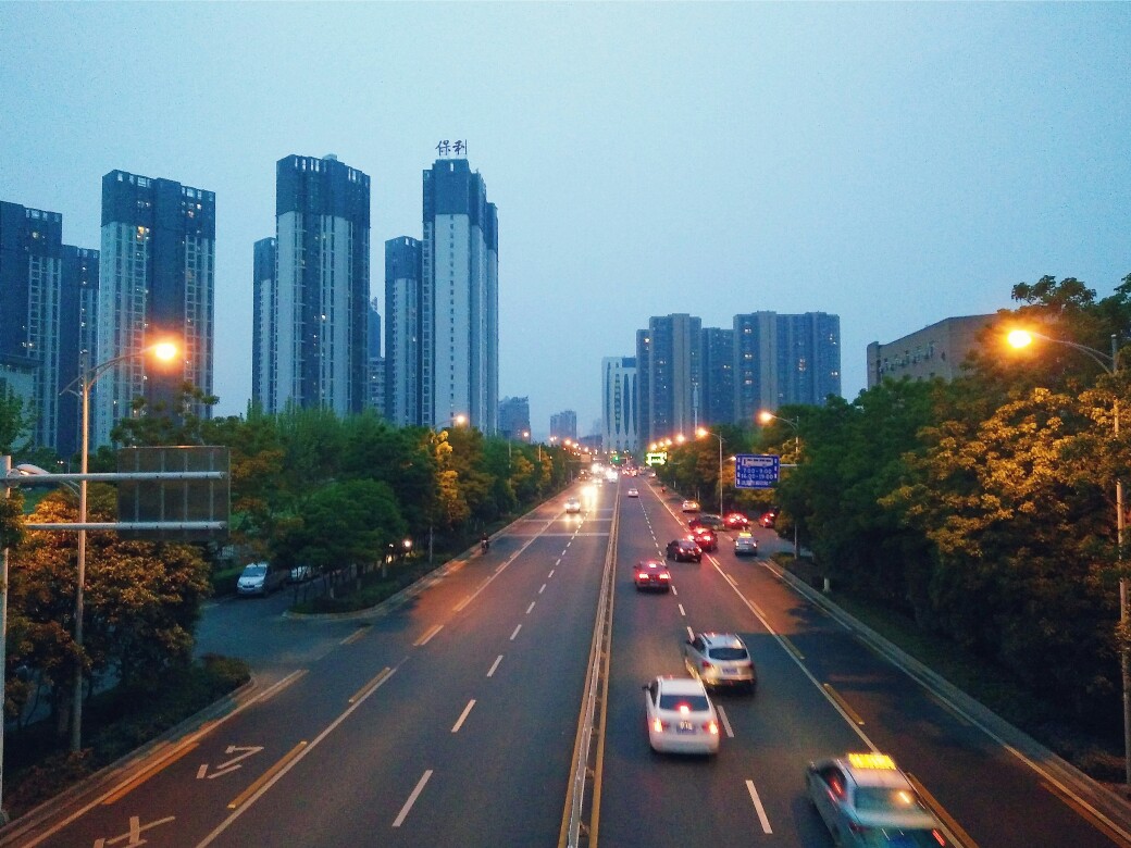 校园一角 摄影 武汉理工大学 余家头 理工二桥 夜景