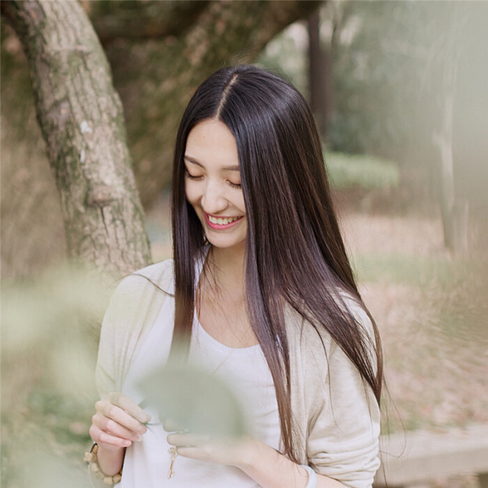 高清女生头像 唯美 长发 背景 小清新 意境 她回眸一霎那 似极了旧时