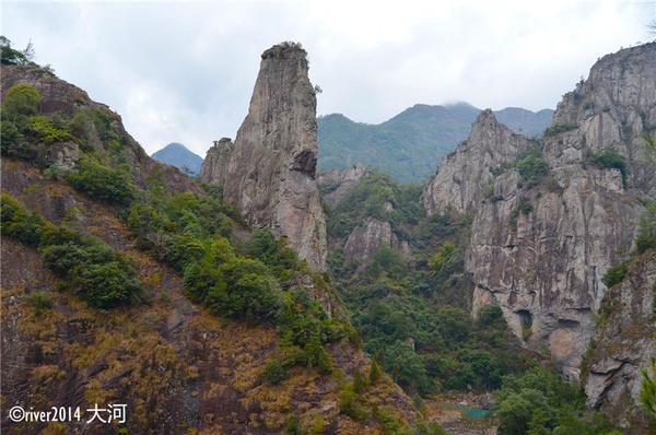 南雁荡山总面积97.68平方公里,群峦叠翠,飞瀑溪潭,600_398