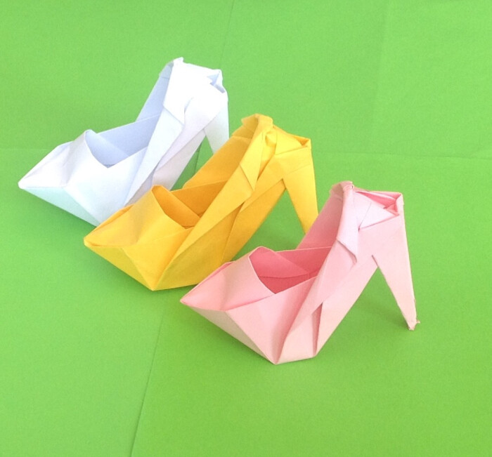 折纸——高根鞋