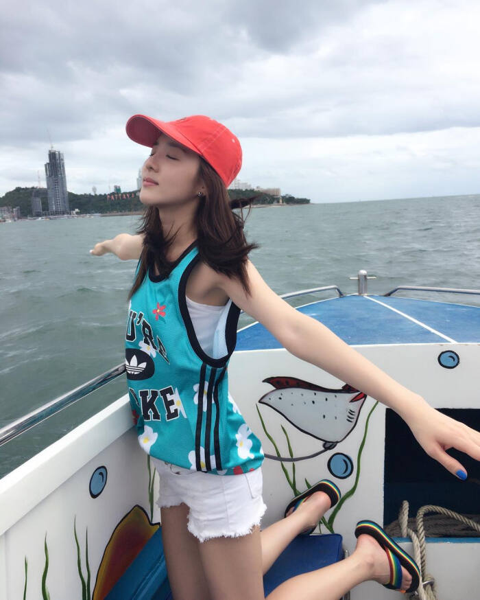 2ne1 sandara park dara 达拉欧尼 朴山多拉