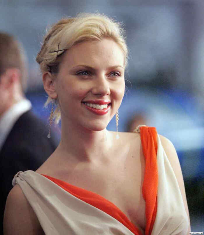 斯嘉丽·约翰逊(scarlett johansson#黑寡妇#女神#头像#壁纸#桌面